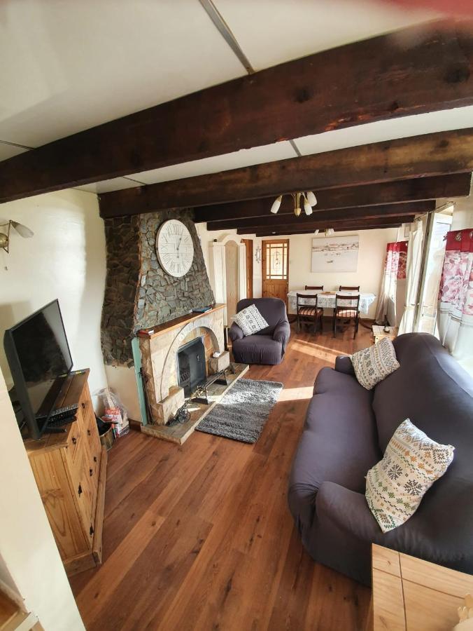 Mona Villa Holiday Home Caulderton Экстерьер фото