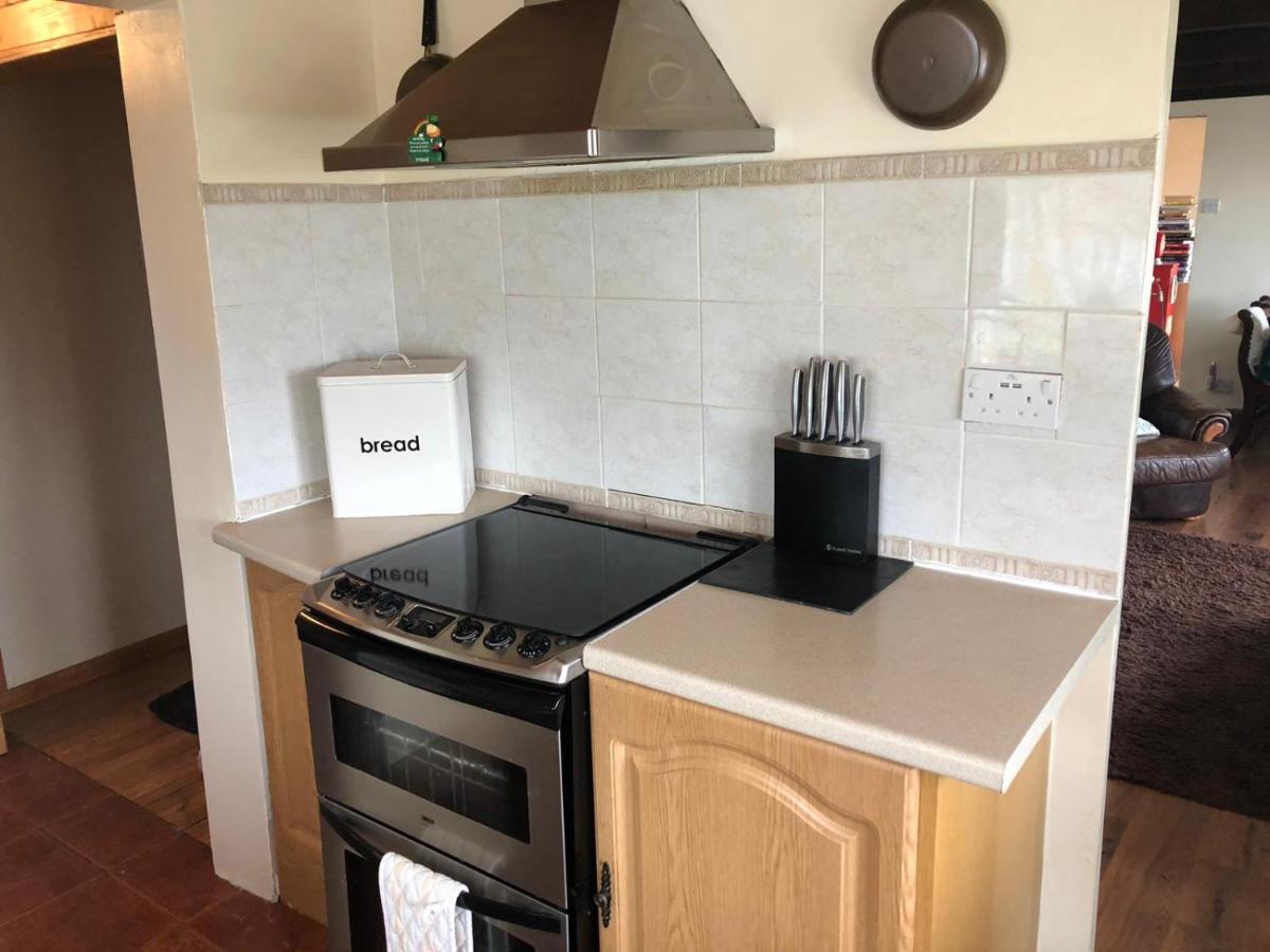 Mona Villa Holiday Home Caulderton Экстерьер фото