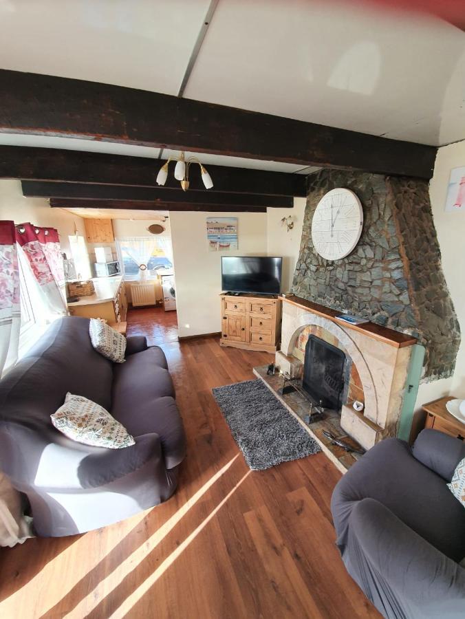 Mona Villa Holiday Home Caulderton Экстерьер фото