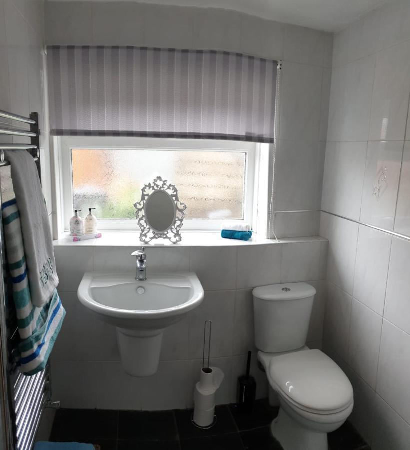 Mona Villa Holiday Home Caulderton Экстерьер фото